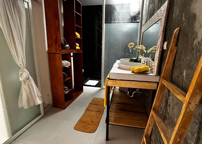 Rumah Lebah 2br Private Seririt *